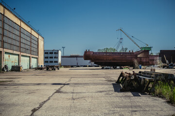 Obraz premium abandoned shipyard, rust, decay, ships