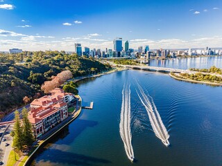 Aerial view of the Perth CBD in Western Australia, with tall buildings and a vibrant cityscape © Wirestock