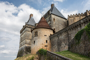 Naklejka premium old castle Biron in the Dordogne, French
