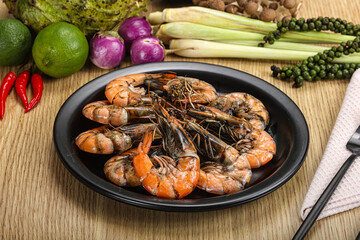 Boiled big tiger fresh shrimp