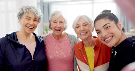 Gym selfie, face and coach with women for fitness, yoga workout or happy with exercise class. Smile, team and portrait of a training person taking a photo with senior friends for wellness and sport