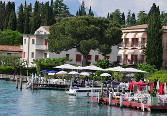 Sirmione vom Gardasee aus