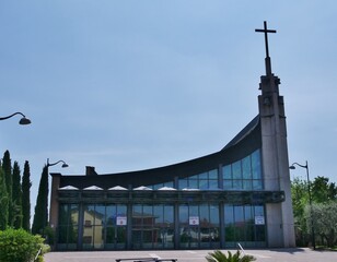 Kirche in Rivoltella am Gardasee