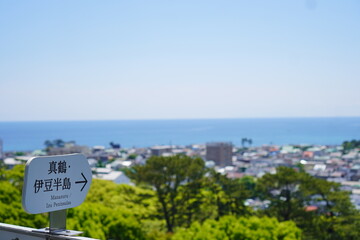 小田原城の上から眺めた景色。2022年GWの家族旅行。