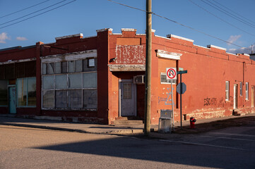  Dilapidated building in central Gleichen