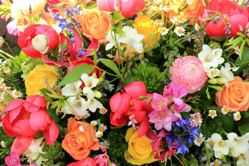 Mixed spring bouquet