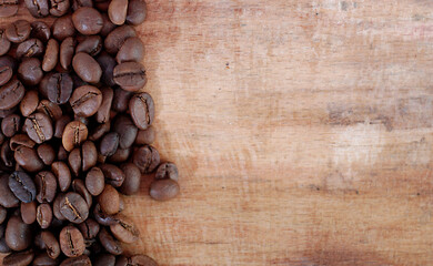 roasted coffee on a wooden background