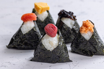 おにぎり　rice ball