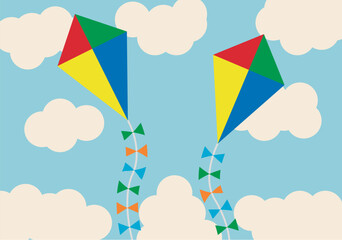 Cometas de color azul, rojo, verde y amarillo volando en un cielo con nubes de verano. © Gabrieuskal