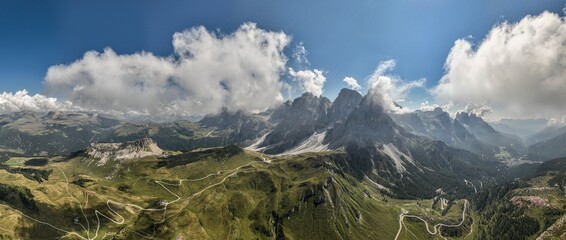 Obraz premium Breathtaking mountainous landscape in San Martino di Castrozza, Italy