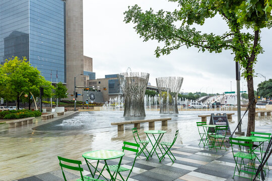 Modern commercial buildings and the Nancy Best Fountain in Dallas downtown. View from Klyde Warren Park. Texas, USA