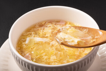 白菜とベーコンのあんかけ卵スープ