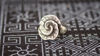 Luxury handmade hill tribe silver jewelry for lady