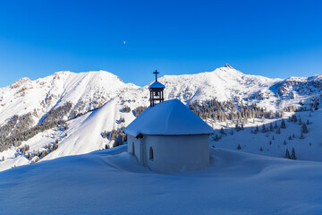 Chapels & Hermitages in mountainous landscapes