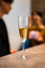 バーイメージ_シャンパングラス