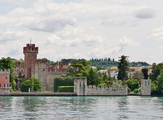 Lazise am Ostufer des Gardasees