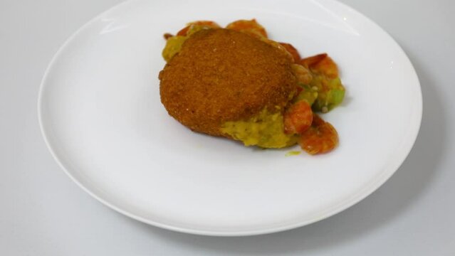Traditional Brazilian acaraj&eacute;, food of African origin based on vatap&aacute;, caruru and dry shrimp 