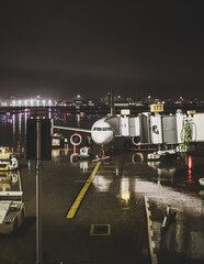 traffic in the airport