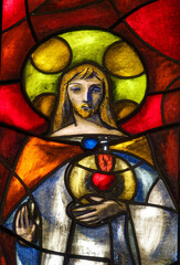 Obraz premium Modern stained glass window representing Jesus Christ. Vitrail moderne représentant Jésus Christ. Italie