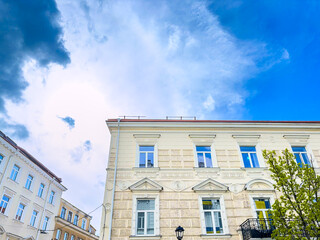 Obraz premium Cultural Heritage Explored: Journeying through Vilnius Timeless Street Scenes