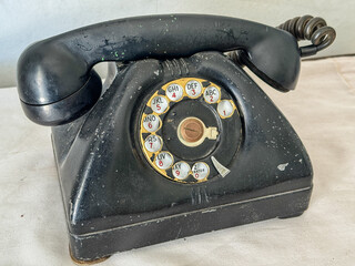 Altes Telefon - Old Phone