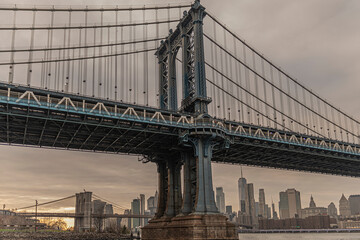 new york, views of the manhattam bridge in new york. views of new york. 