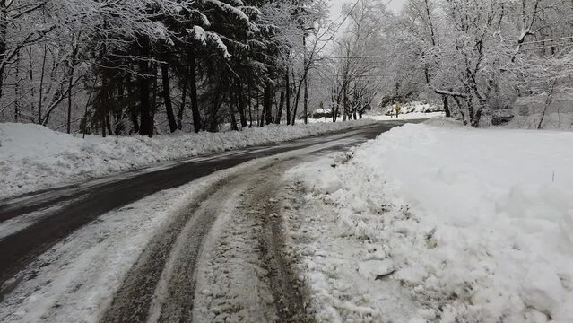 route &agrave; la campagne en hiver	
