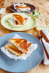 Croque Madame Croque Monsieur mit Zutaten verschiedene