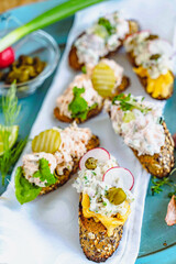 Crostini Fisch creme süßwasser belegt brötchen baguette brot