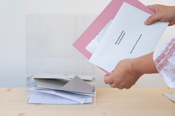 European Parliament election ballot paper in German, list political parties, choosing political...