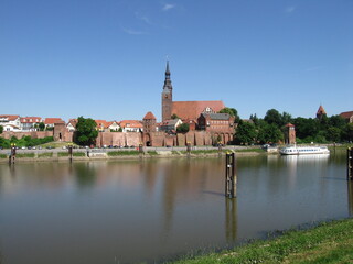 Naklejka premium Elbhafen und Stephanskirche in Tangermünde