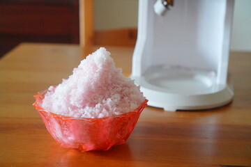 牛乳氷のふわふわかき氷