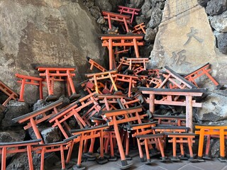 Anamori Inari Shrine (Ota Ward, Tokyo) pipe