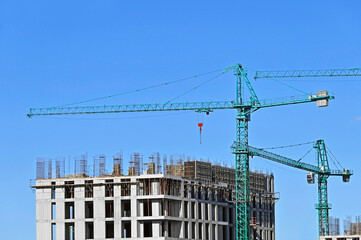 Crane and highrise construction