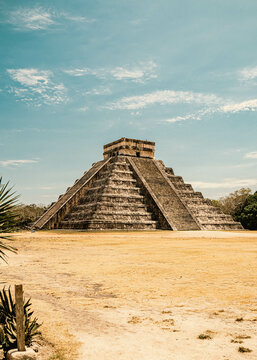 Chichen Itza Archeological Area, Yucatan, Mexico 
