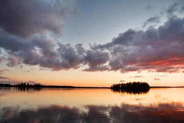 Fototapeta premium Sunset Over Astotin Lake At Elk Island National Park, Alberta, Canada