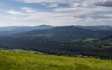 Obraz premium Mountain landscape on a spring sunny day