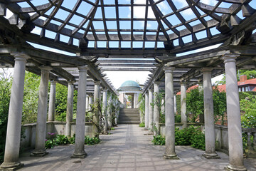 Hampstead Pergola in Hill gardens, London	