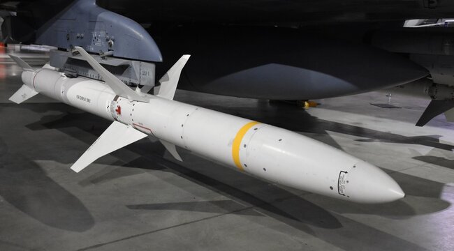 A U.S. military AGM-88 HARM (High-speed Anti-Radiation Missile). 