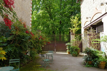 Naklejka premium Cour à Chaumont-Sur-Loire