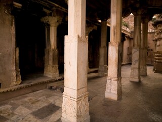 Fototapeta premium Abandoned City Of Fatehpur, Rajasthan, India