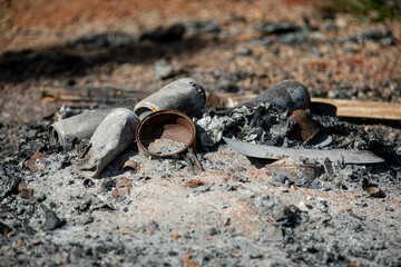 Fire extinguished with cold ash