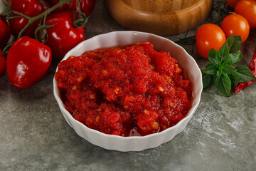 Fresh tomato puree pasta sauce