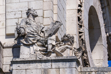 Sculptures on the exterior of St Paul's Cathedral (London, England, United Kingdom)