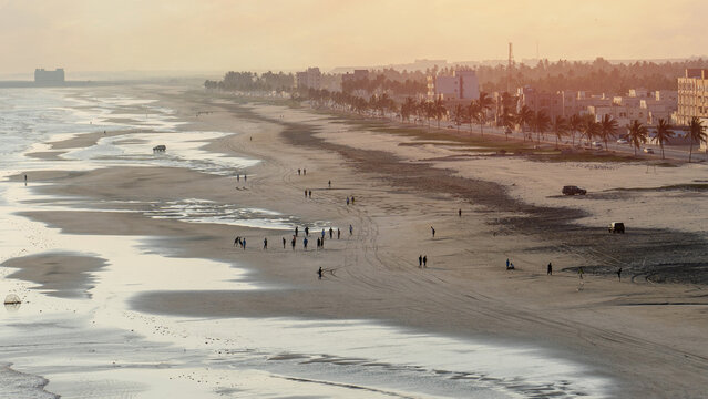 taqah beach in salalah,Taqah is a province and coastal town in the Dhofar governorate, in southwestern Oman.