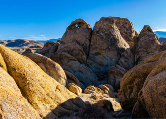 Heart Arch Above The Arch Loop Trail, Alabama Hills National Scenic Area, California, USA
