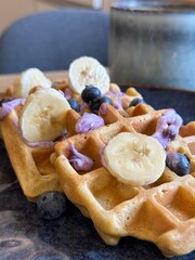 Gofry 3 z bananami © Daniel