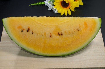 黄色い西瓜　クリームすいか
