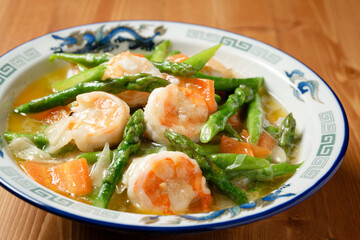 エビとアスパラの中華炒め