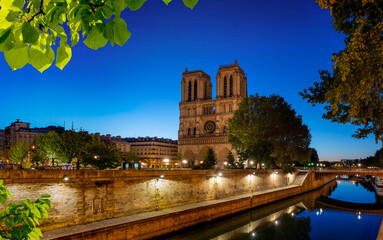 Notre Dame De Paris